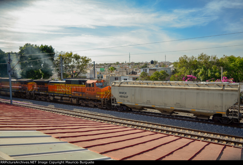 BNSF C44-9W Locomotive as DPU